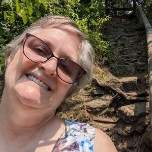 Meet your Posher, Rita